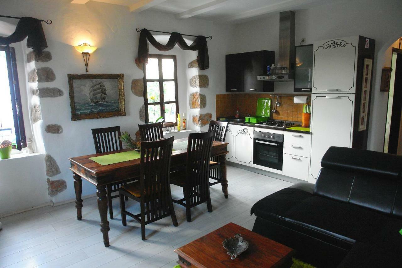 Apartment La-Vi Стара Башка Екстер'єр фото