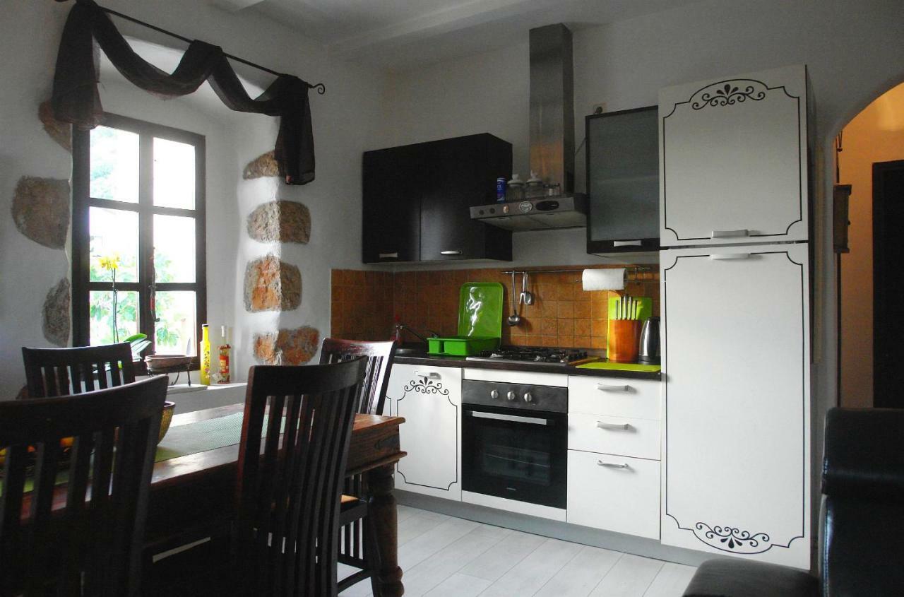 Apartment La-Vi Стара Башка Екстер'єр фото
